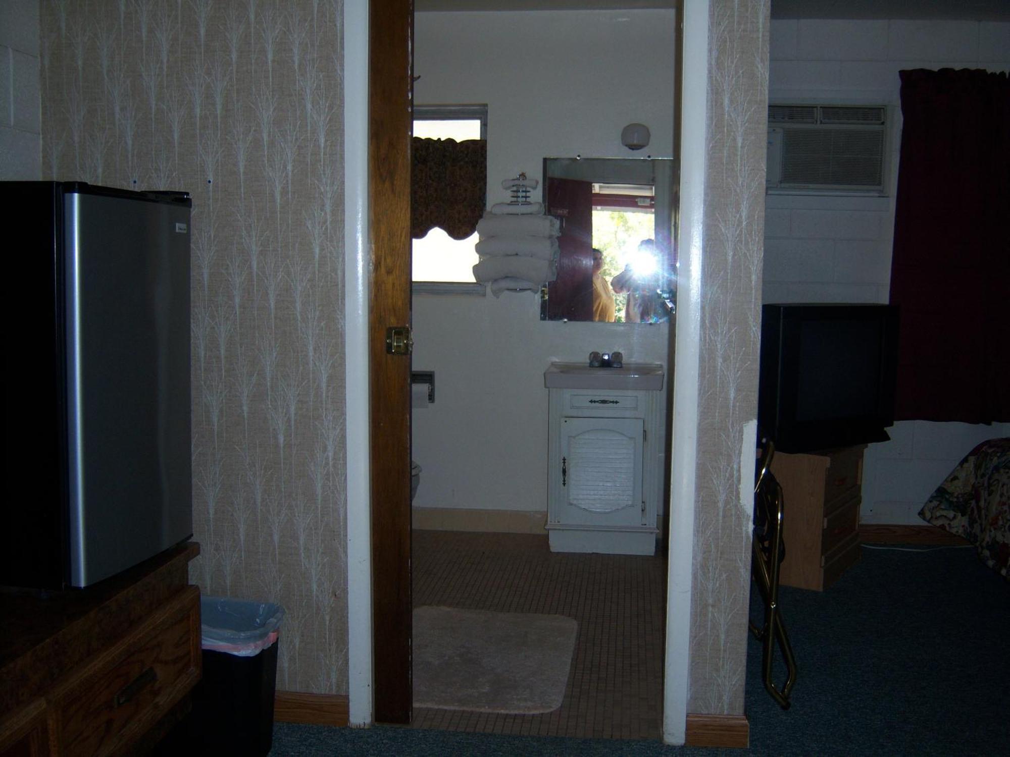 Shasta Dam Motel Shasta Lake Ngoại thất bức ảnh