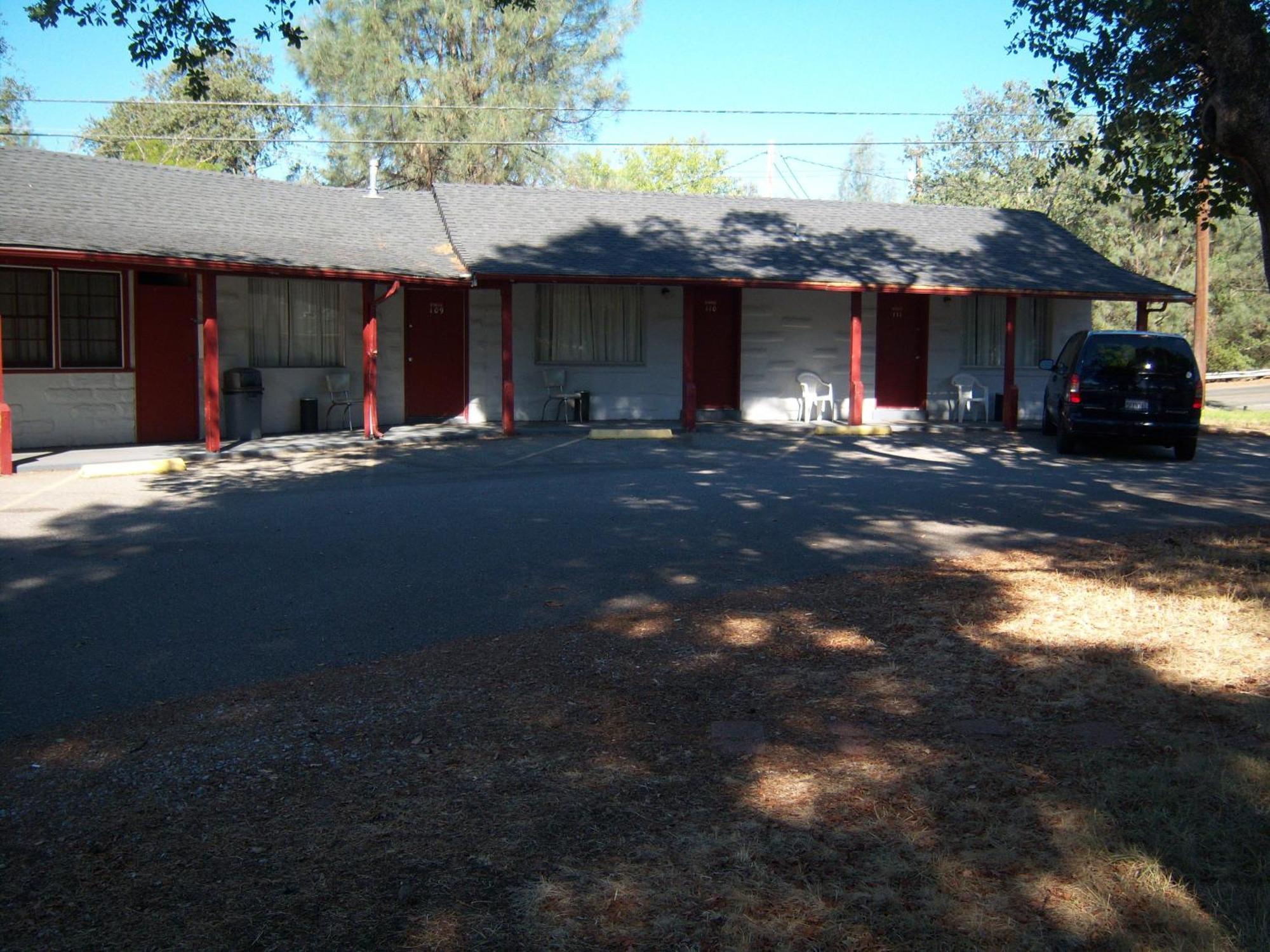 Shasta Dam Motel Shasta Lake Ngoại thất bức ảnh