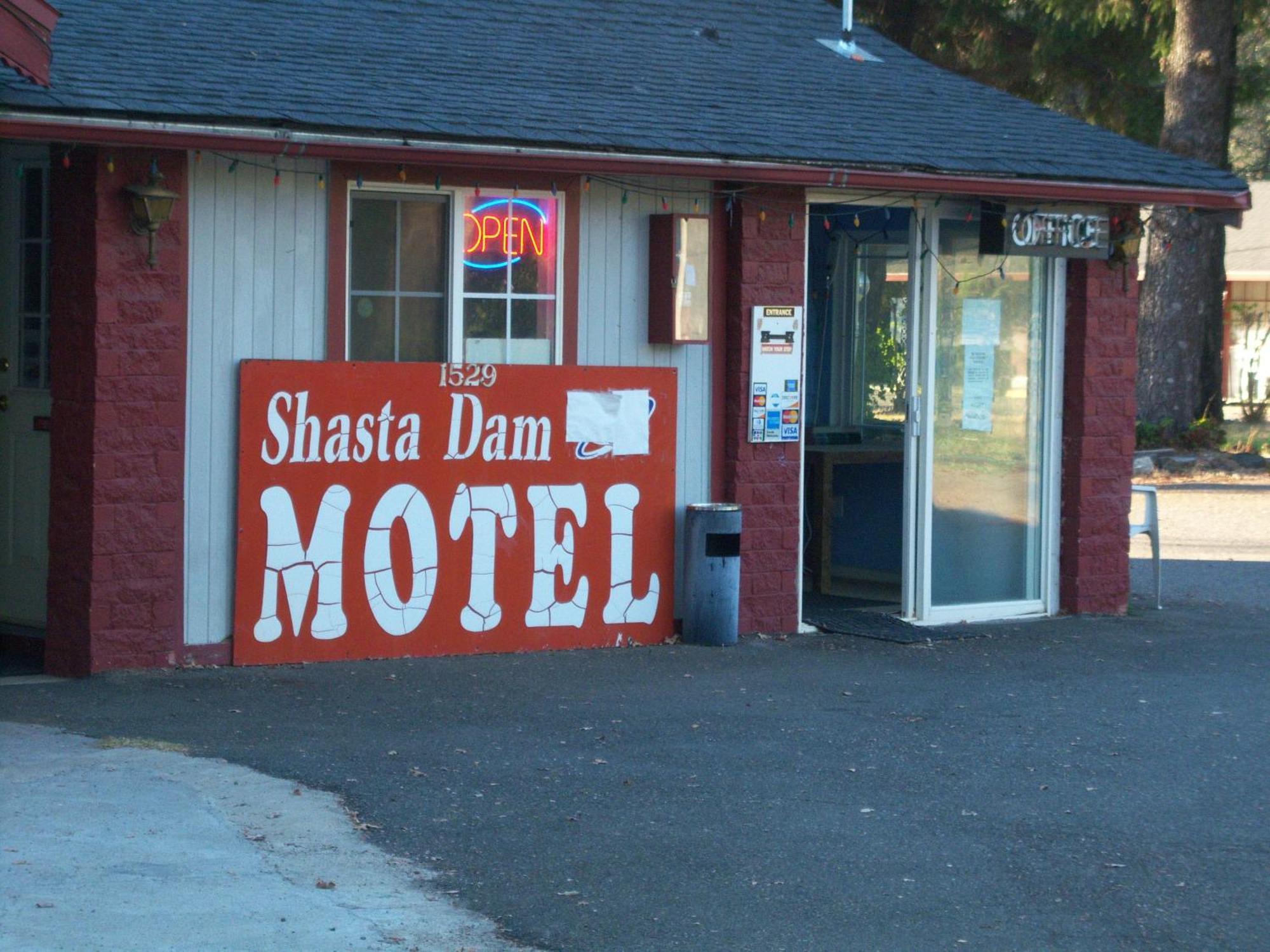 Shasta Dam Motel Shasta Lake Ngoại thất bức ảnh